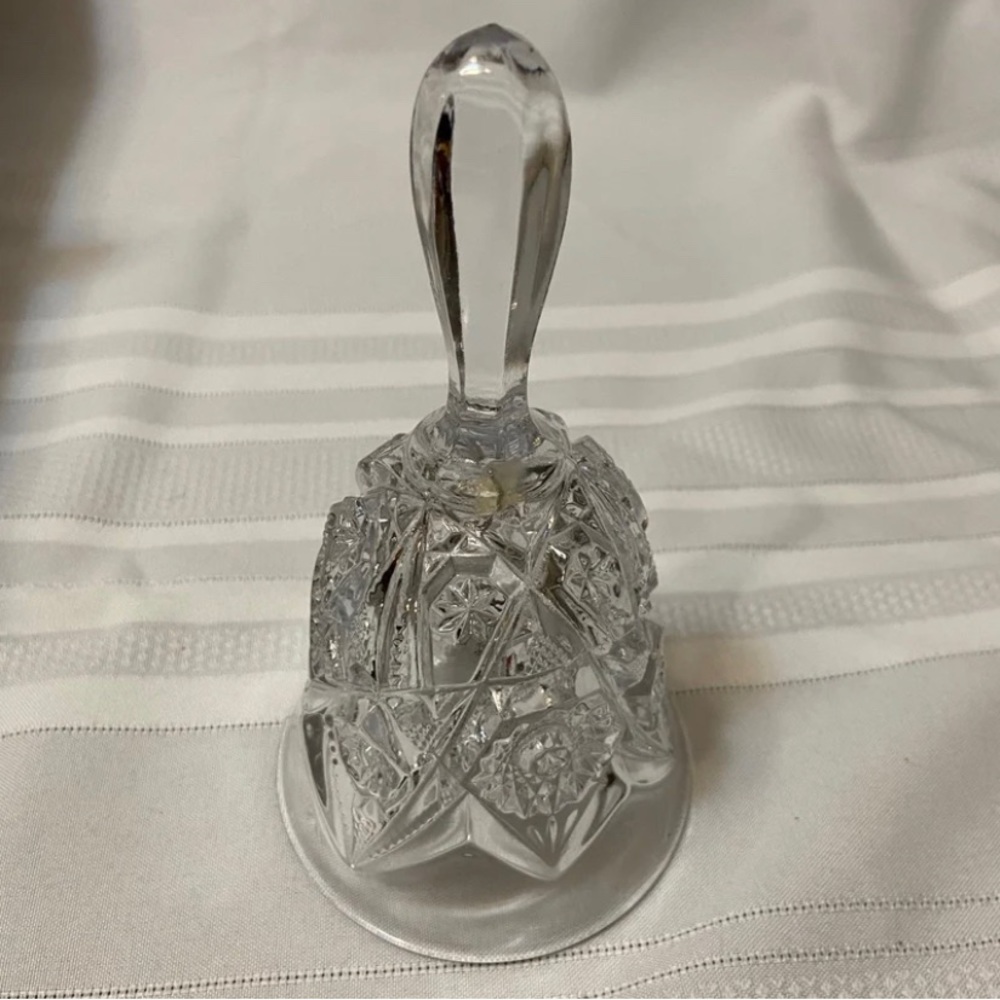 Handcrafted Vintage Hobstar Imperial Crystal Bell- Very Good Used Condition!